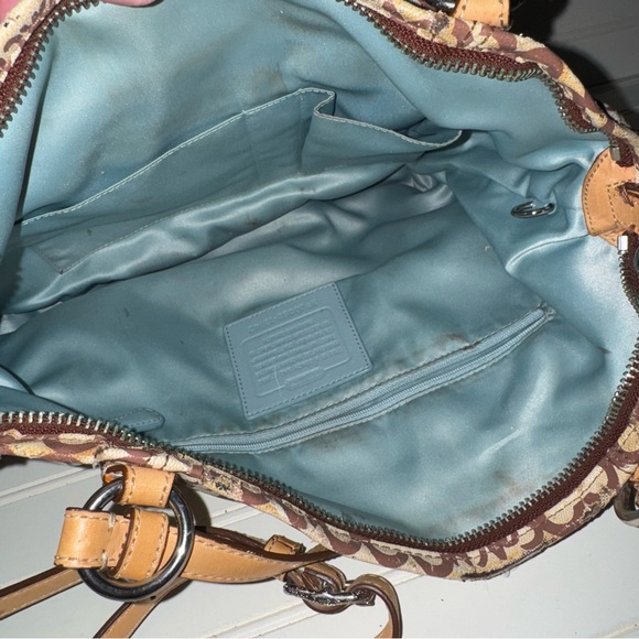 Coach purse - Picture 5 of 12